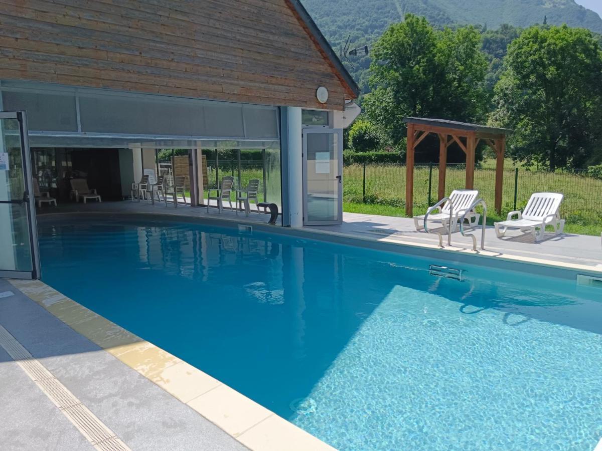 Luzval Duplex Avec Balcon Lägenhet Luz-Saint-Sauveur Exteriör bild